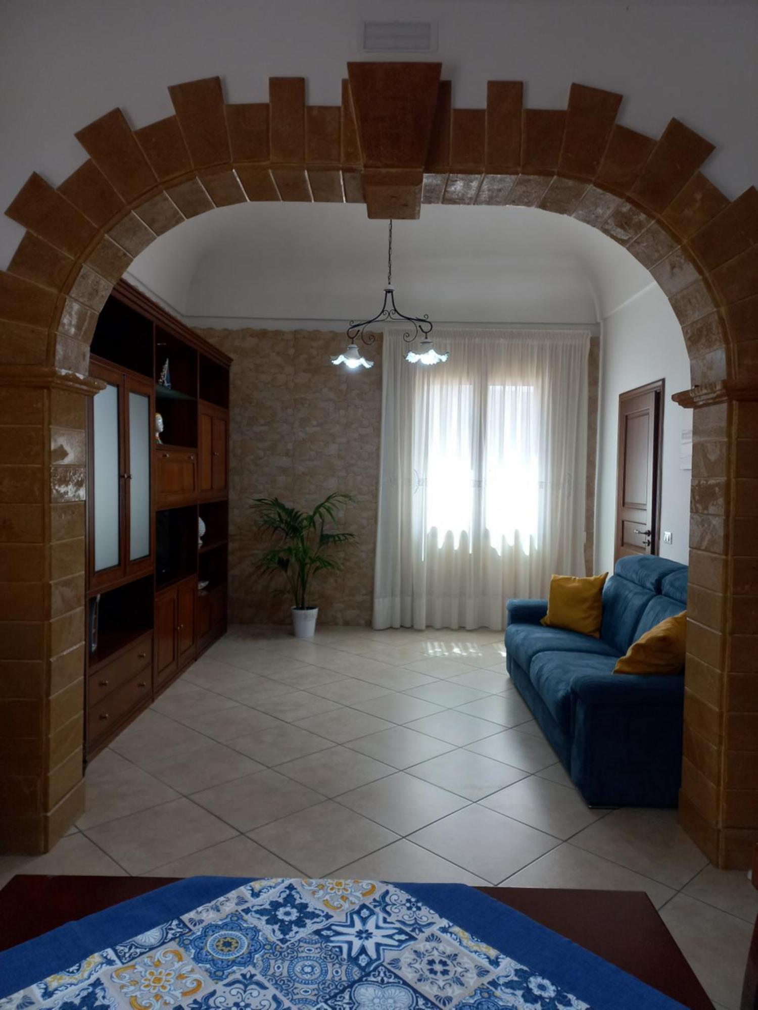 库斯托纳奇Casa Battiata别墅 外观 照片